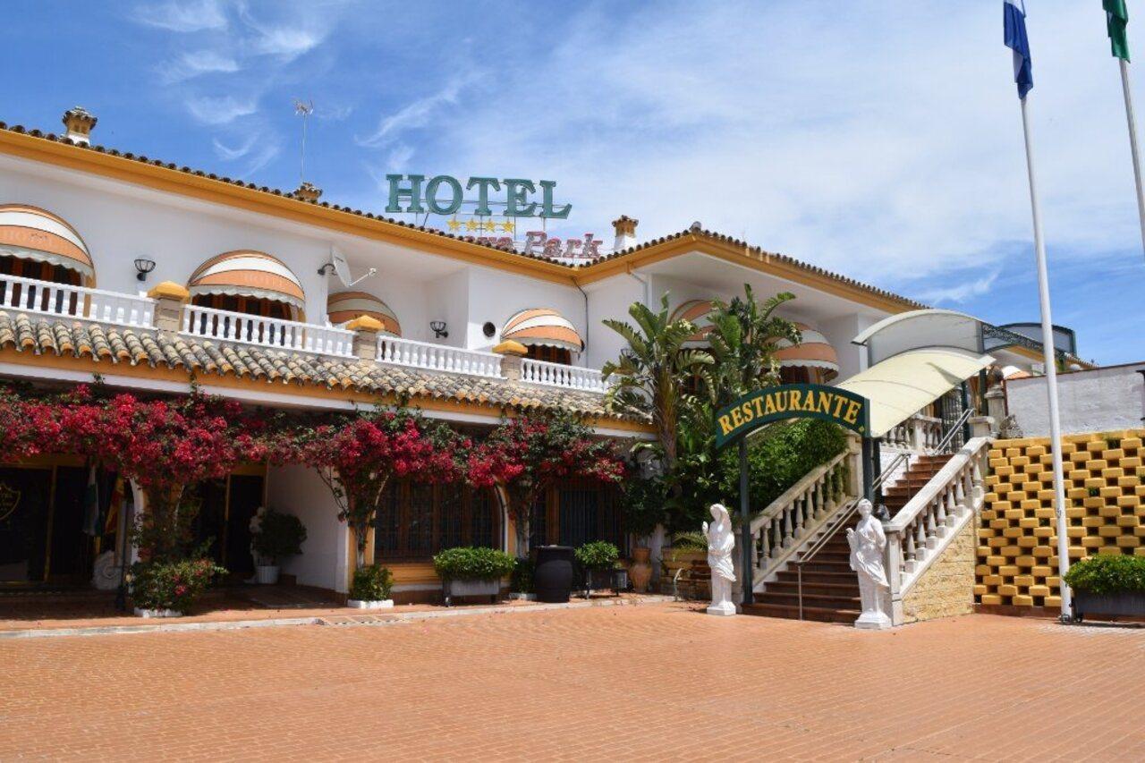 La Cueva Park Hotel Jerez de la Frontera Exterior photo