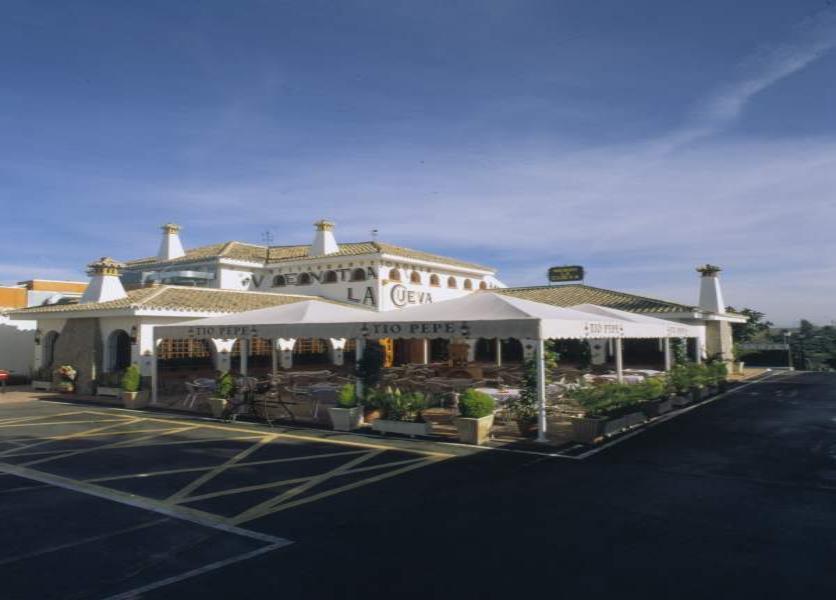 La Cueva Park Hotel Jerez de la Frontera Exterior photo